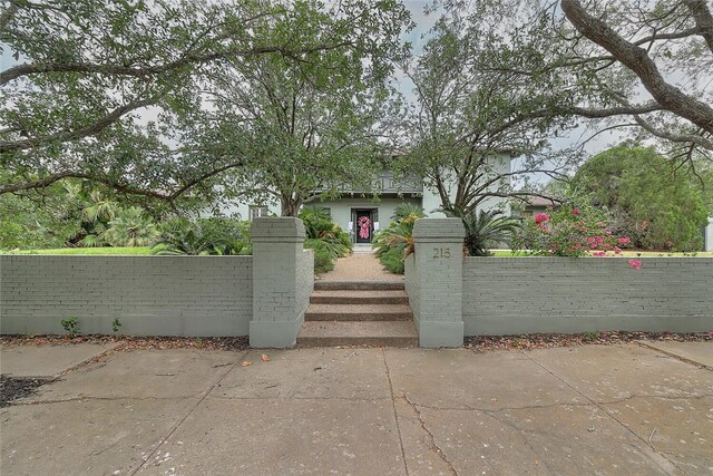 215 Oleander, Corpus Christi, TX 78404 - gate featuring a fenced front yard