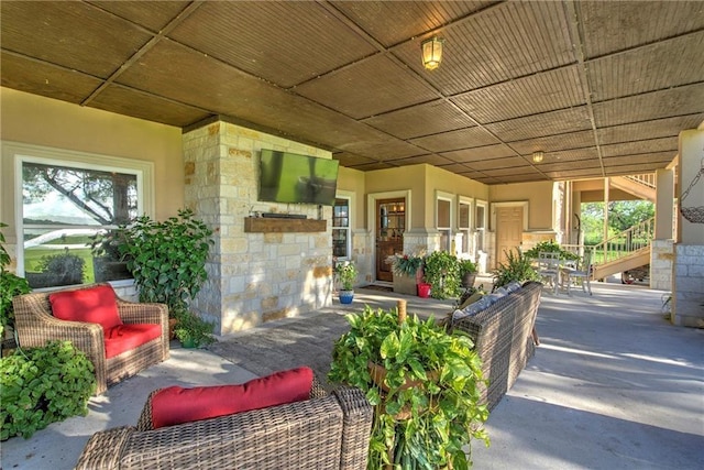 view of patio / terrace with an outdoor living space