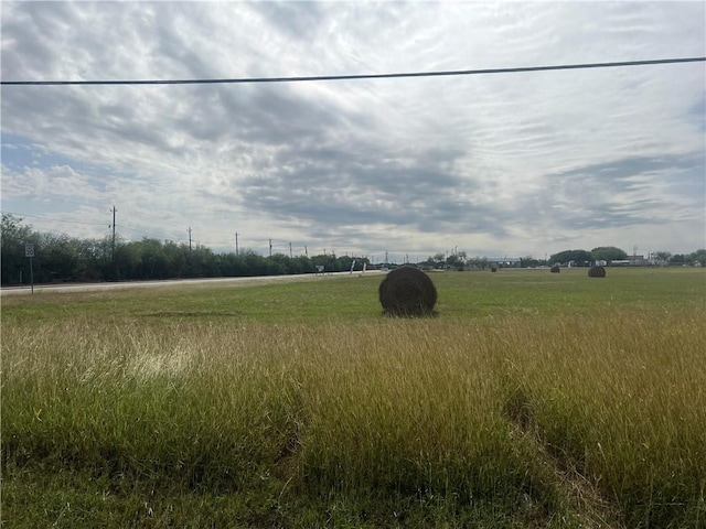 2003 S Cameron St, Alice, TX 78332