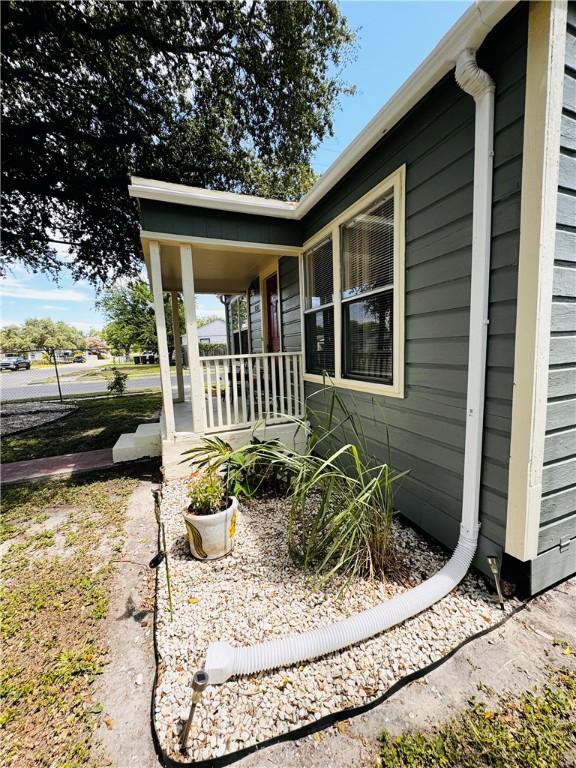 exterior space featuring a porch