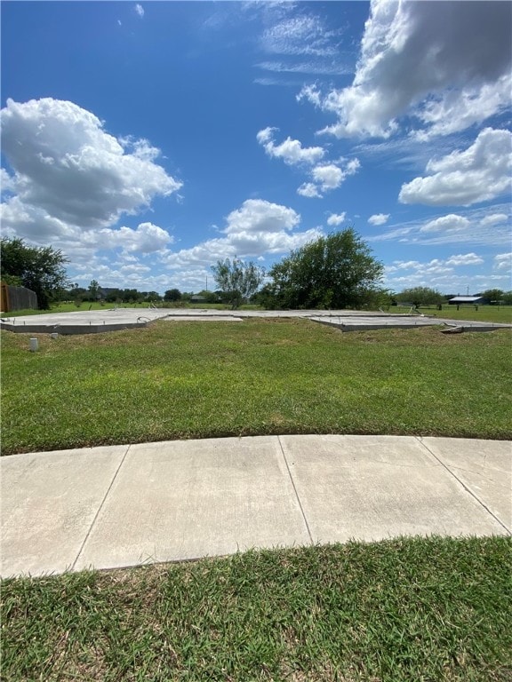 3601 Lake Champagne Ct, Robstown TX, 78380 land for sale