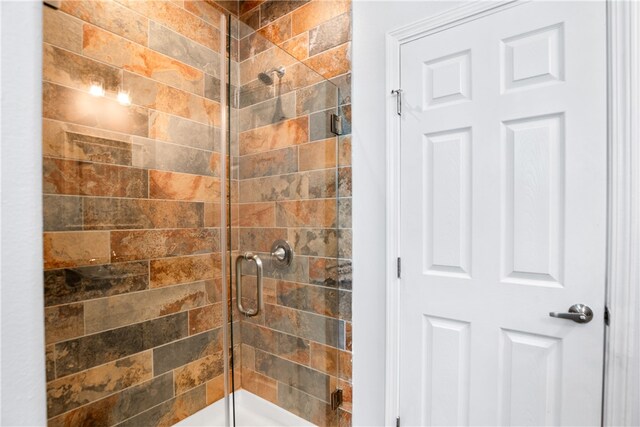 bathroom featuring walk in shower