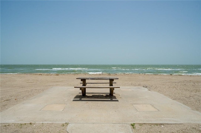 4000 Surfside Blvd Unit 403, Corpus Christi, TX 78402 - water view with nearby beach