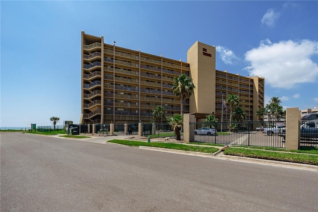 4000 Surfside Blvd Unit 403, Corpus Christi, TX 78402 - view of apartment building / complex