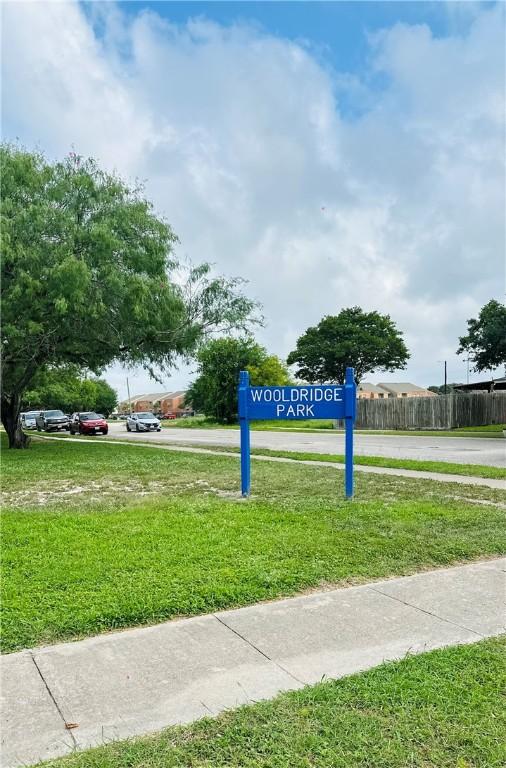 2413 Cricket Hollow St, Corpus Christi, TX 78414 - view of property's community