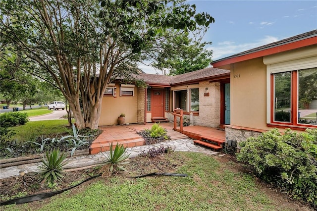 view of front of property with stucco siding
