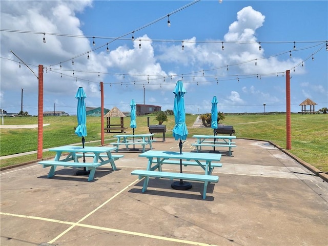 700 Island Retreat Rd Unit 37, Port Aransas, TX 78373 - view of property's community with a lawn