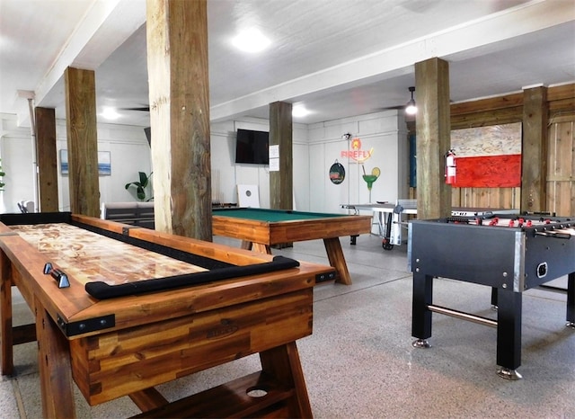 playroom with ornate columns and pool table