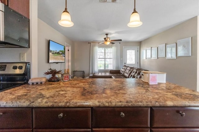 1304 Amy St, George West, TX 78022 - photo 10
