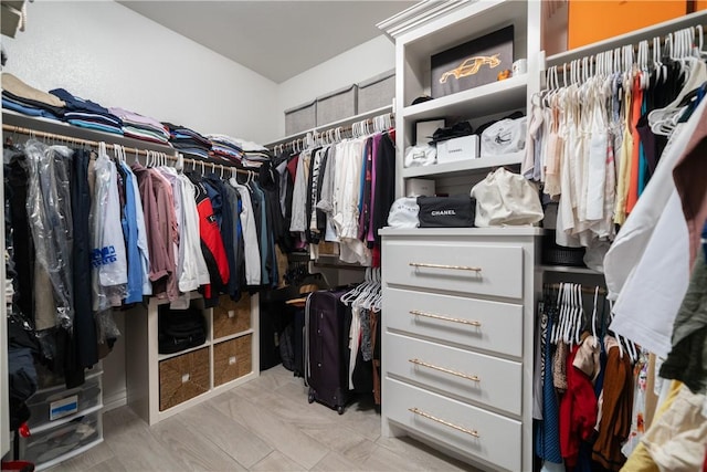 6421 Aikman, Corpus Christi, TX 78414 - view of spacious closet