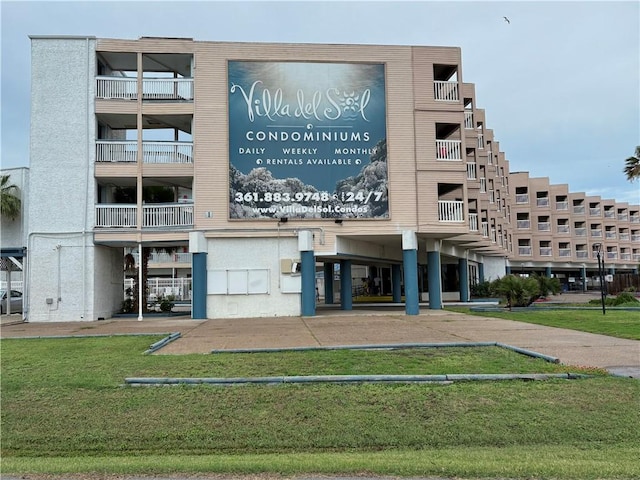 3938 Surfside Unit 3233, Corpus Christi, TX 78402 - view of apartment building / complex