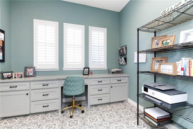 6401 Kobe Dr, Corpus Christi, TX 78414 - office with built in desk and baseboards
