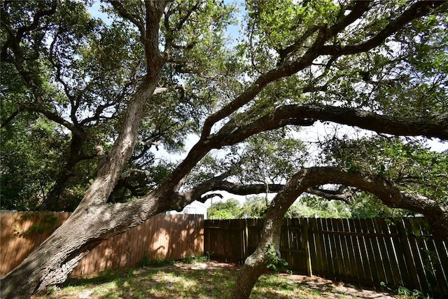 304 Traylor Ave, Rockport, TX 78382 - photo 2