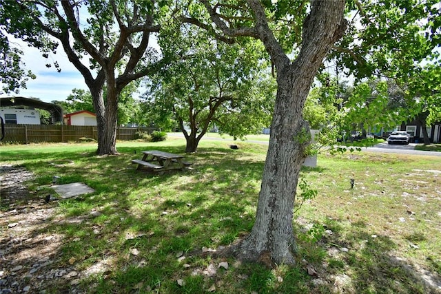 304 Traylor Ave, Rockport, TX 78382 - photo 10