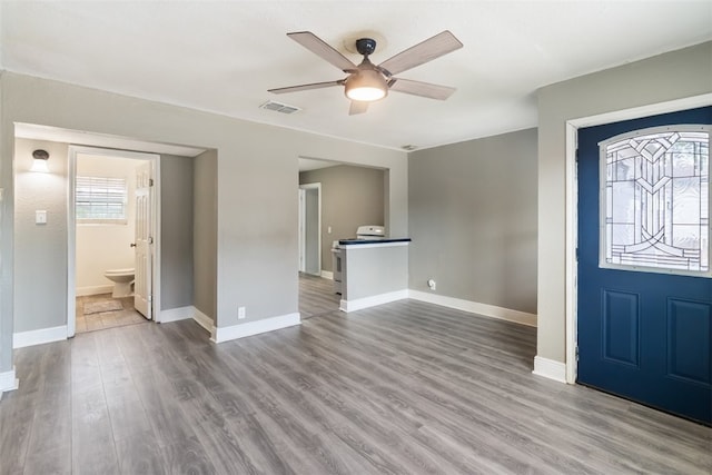 4513 Green Grove Dr, Corpus Christi, TX 78415 - foyer with wood finished floors and ceiling fan