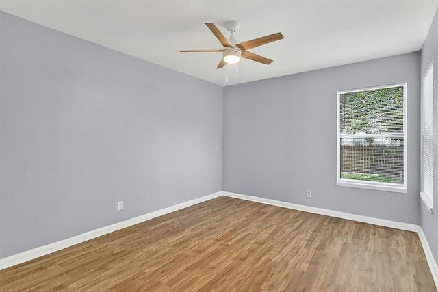 741 Lansdown Dr, Corpus Christi, TX 78412 - empty room featuring light wood-style floors and a ceiling fan