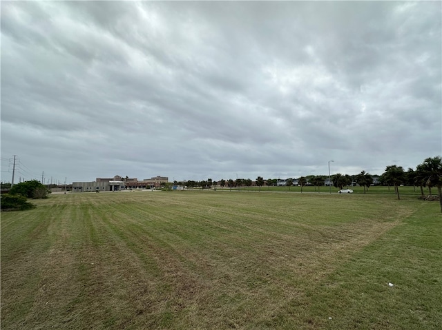 Listing photo 2 for 6002 Parkway Dr, Corpus Christi TX 78414