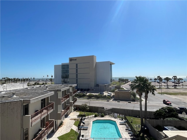 view of swimming pool