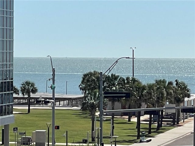 520 S Chaparral St Unit 402, Corpus Christi, TX 78401 - view of home's community featuring a water view and a yard