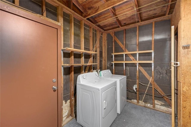 5802 Riley Dr, Corpus Christi, TX 78412 - laundry area with independent washer and dryer