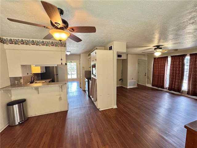 503 E Ailsie Ave, Kingsville, TX 78363 - photo 6