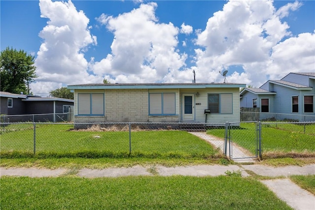 1037 Collingswood Dr, Corpus Christi, TX 78412 - view of front of home featuring a gate