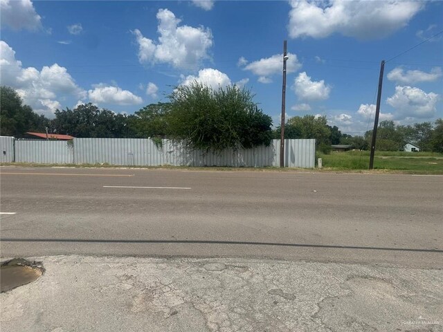 711 E Rice St, Falfurrias, TX 78355 - photo 7