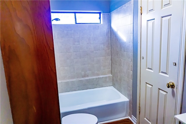 full bath featuring toilet and bathtub / shower combination
