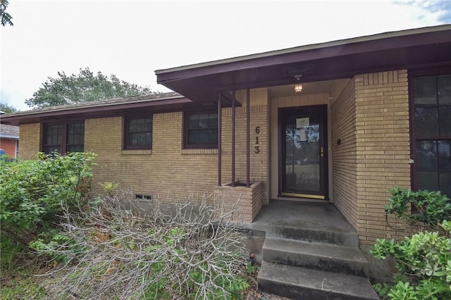 613 Brawner Pkwy, Corpus Christi, TX 78411 - entrance to property with brick siding