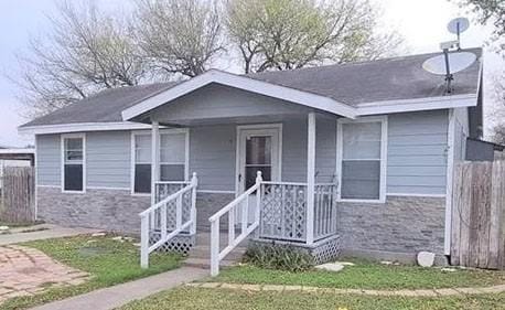 1118 E Huisache Ave, Kingsville, TX 78363 - photo 1