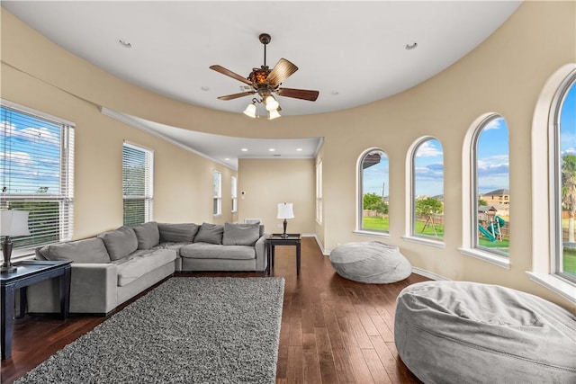 5514 King Trl, Corpus Christi, TX 78414 - living area featuring healthy amount of natural light, dark wood-type flooring, ceiling fan, recessed lighting, and baseboards