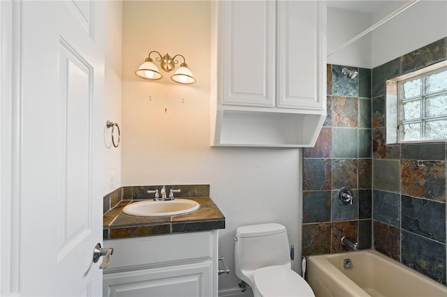 10 Kingfisher Ln, Rockport, TX 78382 - bathroom with shower / bathtub combination and vanity