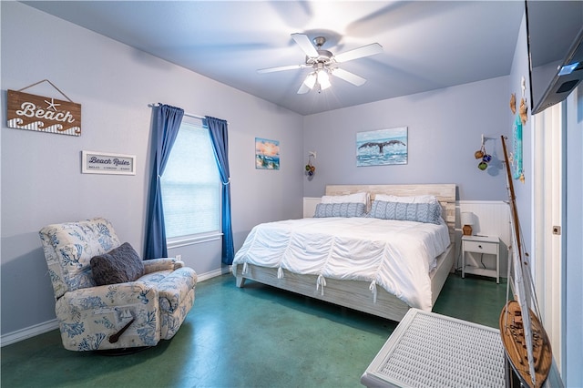 bedroom with ceiling fan