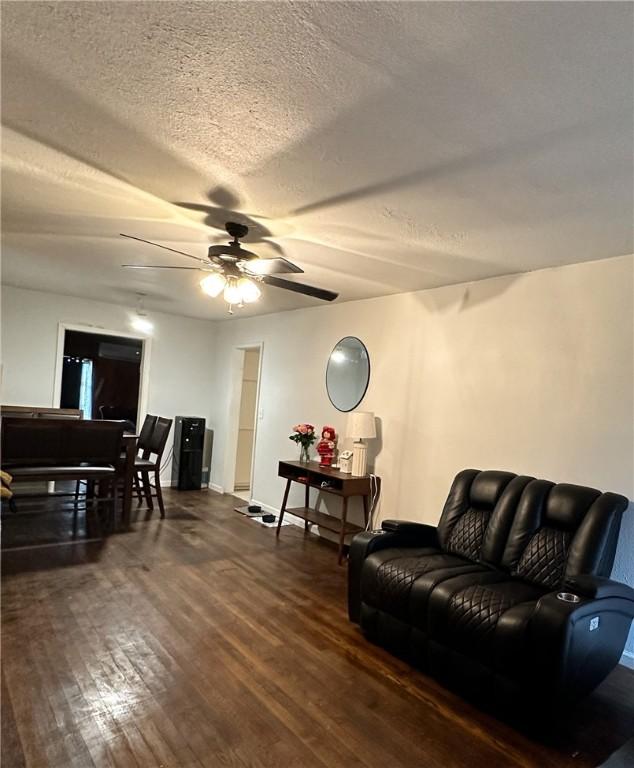 1809 Trenton Dr, Corpus Christi, TX 78404 - photo 22