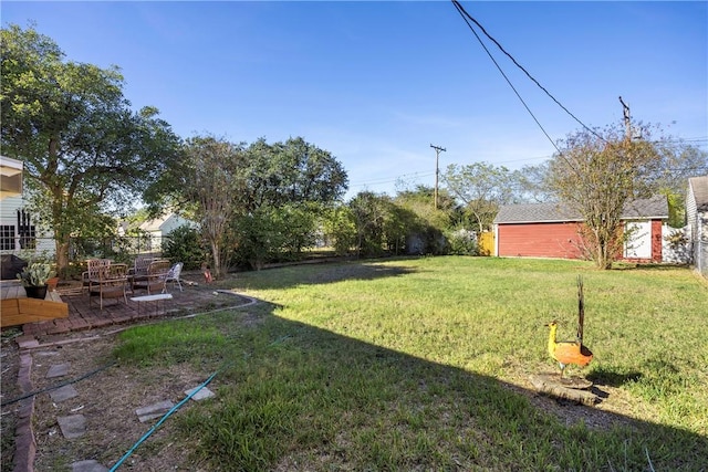 view of yard with a patio area