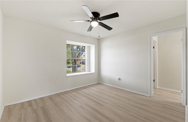 7926 Falcon Dr, Corpus Christi, TX 78414 - unfurnished room featuring light wood-style floors and ceiling fan