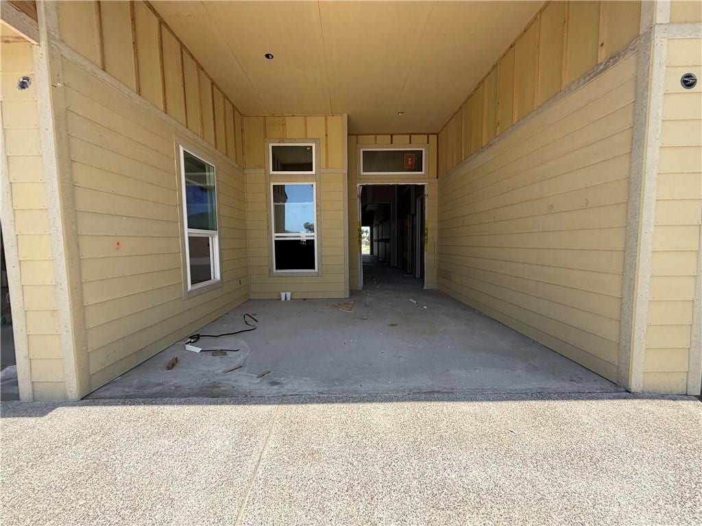 13722 Captain Kidd Dr, Corpus Christi, TX 78418 - photo 2