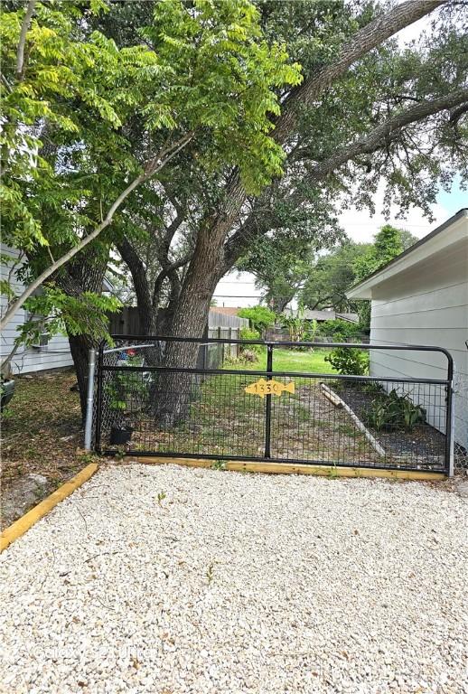 1330 Red Bird Dr, Rockport, TX 78382 - gate featuring fence
