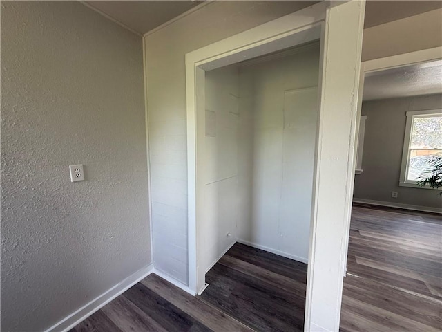 624 E Kenedy Ave, Kingsville, TX 78363 - view of closet