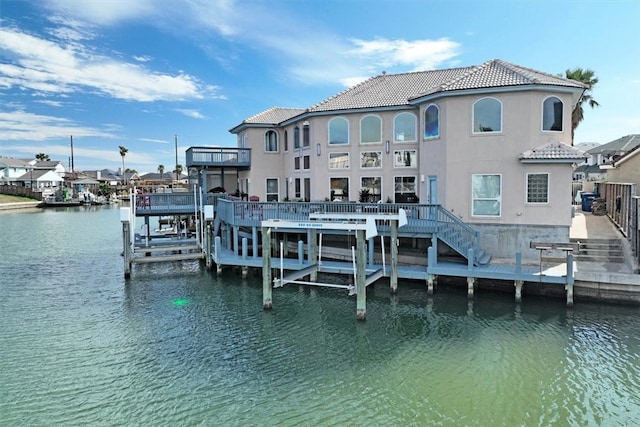 view of dock featuring a water view