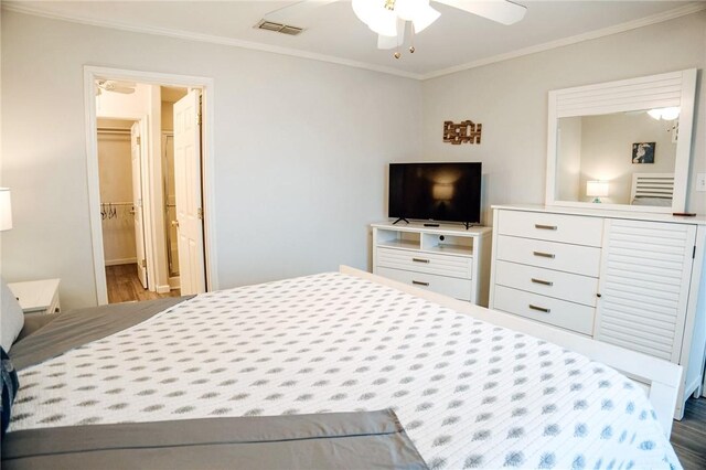 13965 Ports O Call Dr Unit D, Corpus Christi, TX 78418 - bedroom featuring crown molding, wood finished floors, and ceiling fan