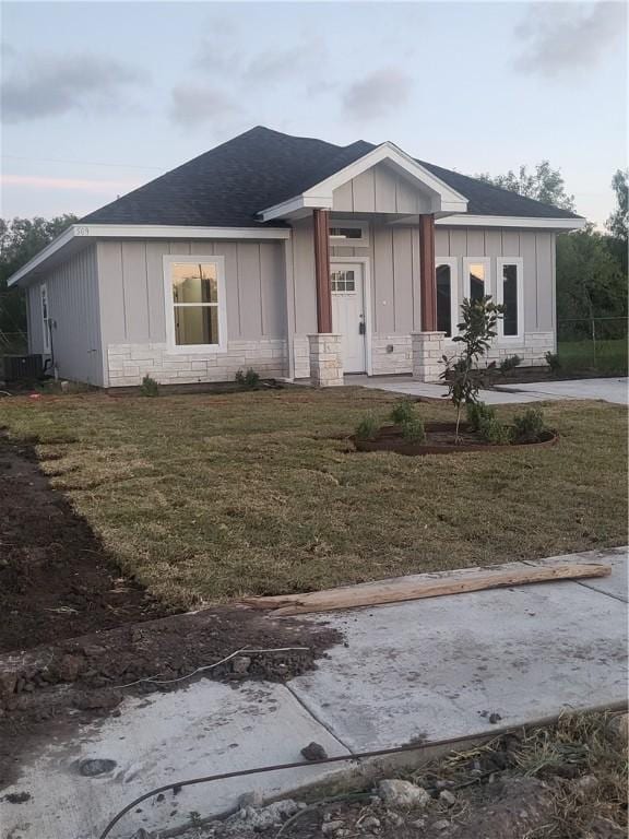 509 W Ragland Ave, Kingsville, TX 78363 - photo 1