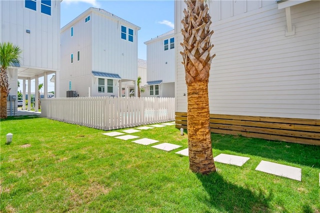 view of yard featuring fence