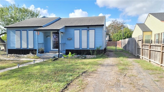 view of front of property