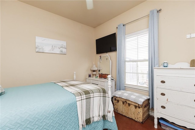 bedroom with a ceiling fan