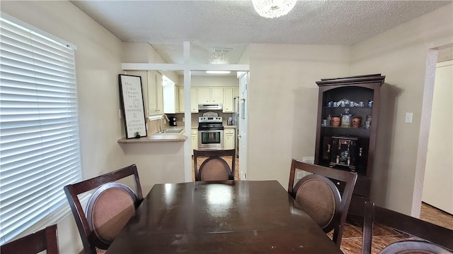 4326 Woodland Creek Dr, Corpus Christi, TX 78410 - photo 10