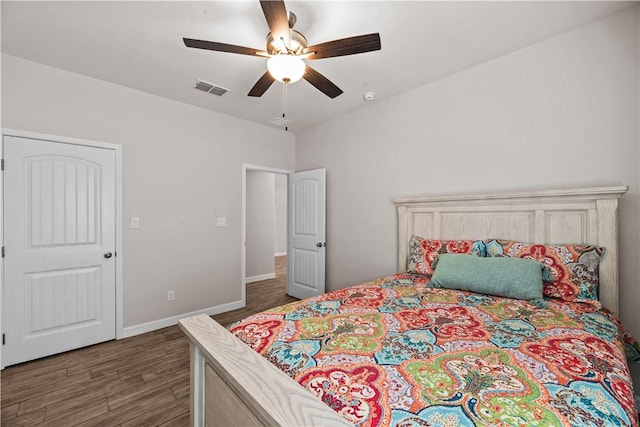 4133 Midlands St, Corpus Christi, TX 78414 - bedroom featuring wood finished floors and ceiling fan