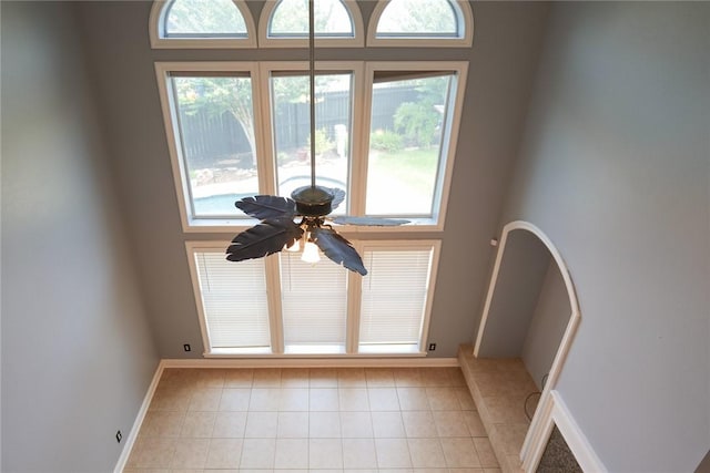 5710 Neustadt Dr, Corpus Christi, TX 78414 - detailed view of ceiling fan and baseboards