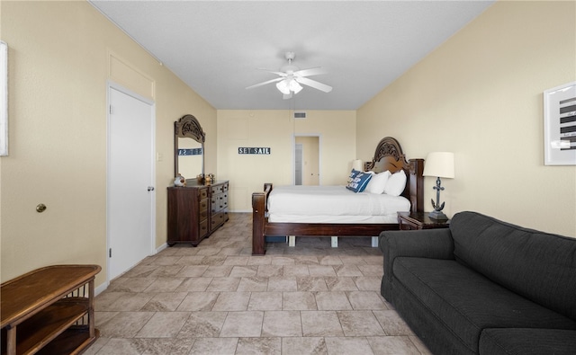 bedroom featuring ceiling fan