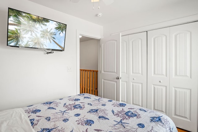 bedroom featuring a closet and ceiling fan